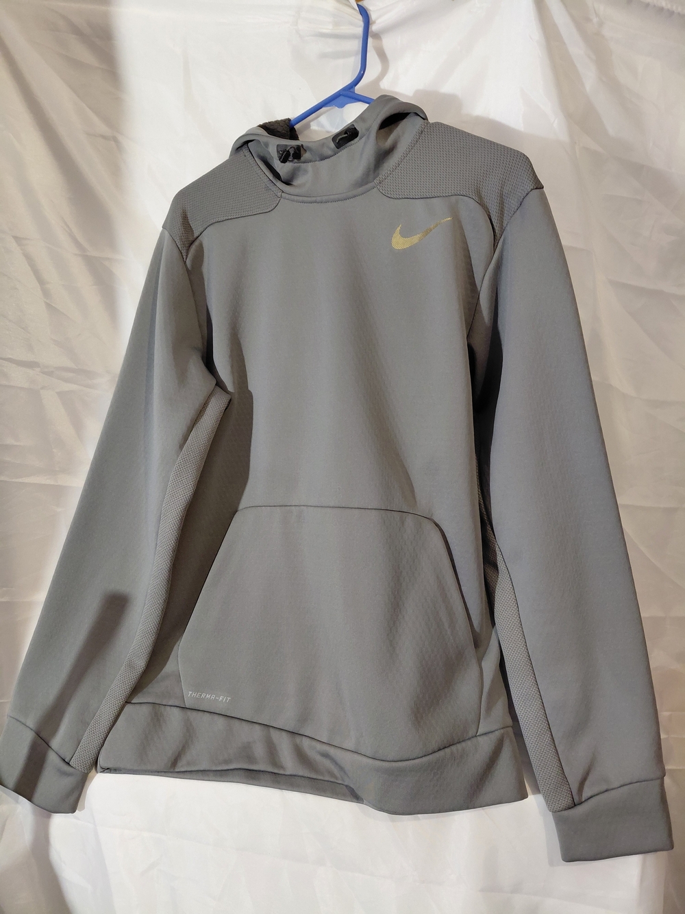 Nike Men’s Gray Crewneck Pullover with Gold Swoosh